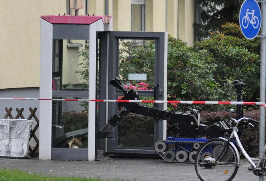 Kofferbombe entschaerft Koeln Graeffstr Subbelratherstr P074.JPG